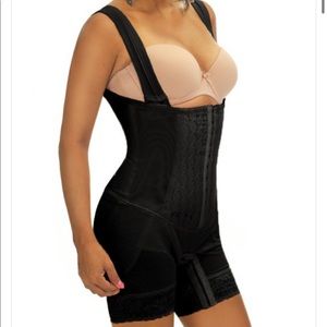 Ardyss Body Shaper Style 22